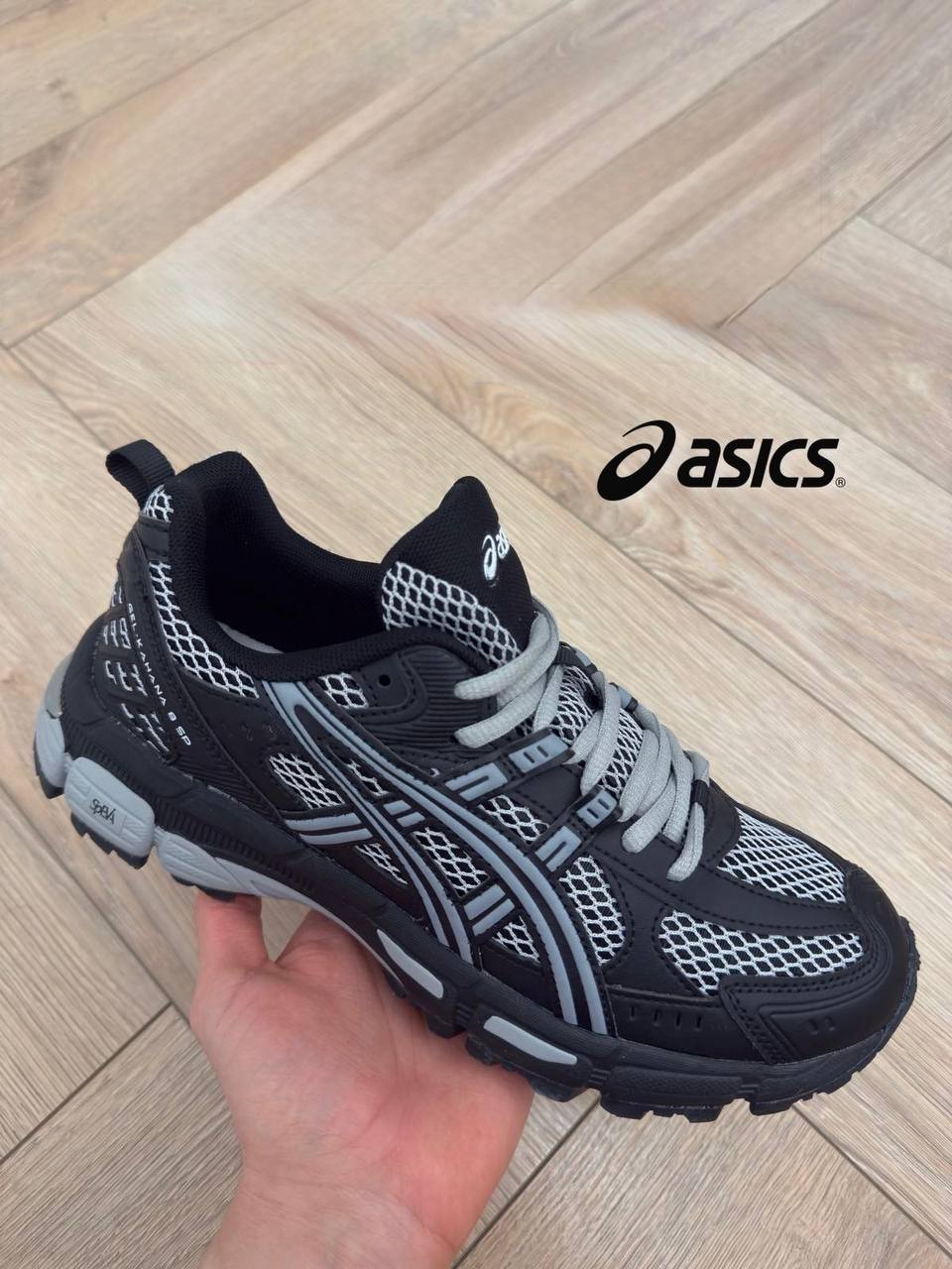 Чоловічі кросівки ASICS