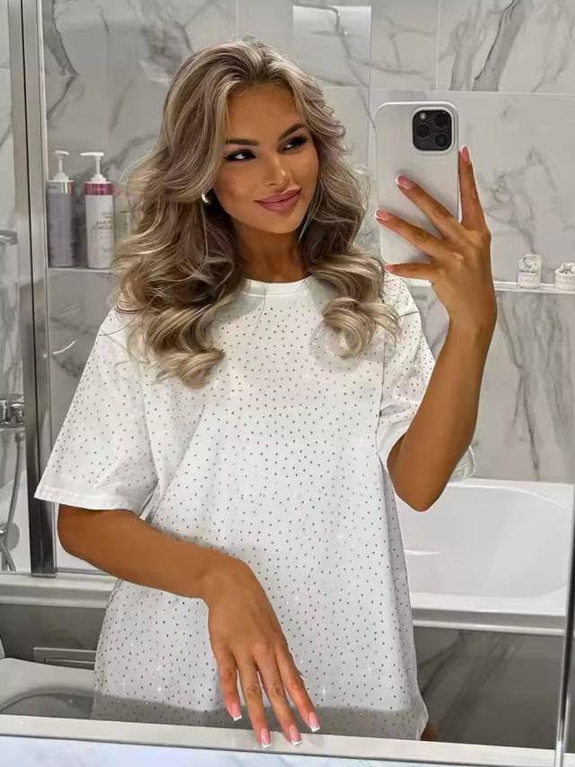 Футболка зі стразами